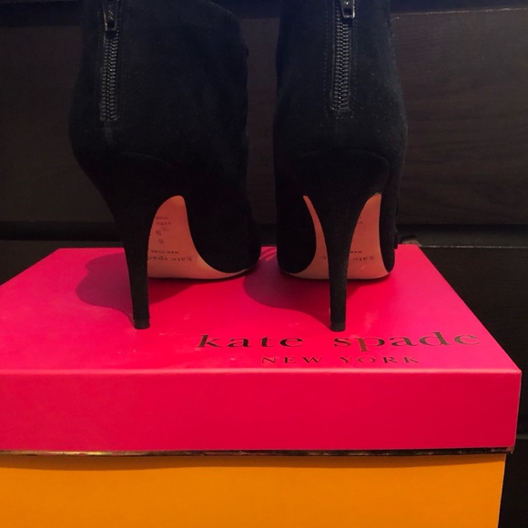 Kate Spade suede heels. Size 8. Like new. - Picture 5 of 7